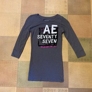 Gray AE Quarter-Sleeved Shirt